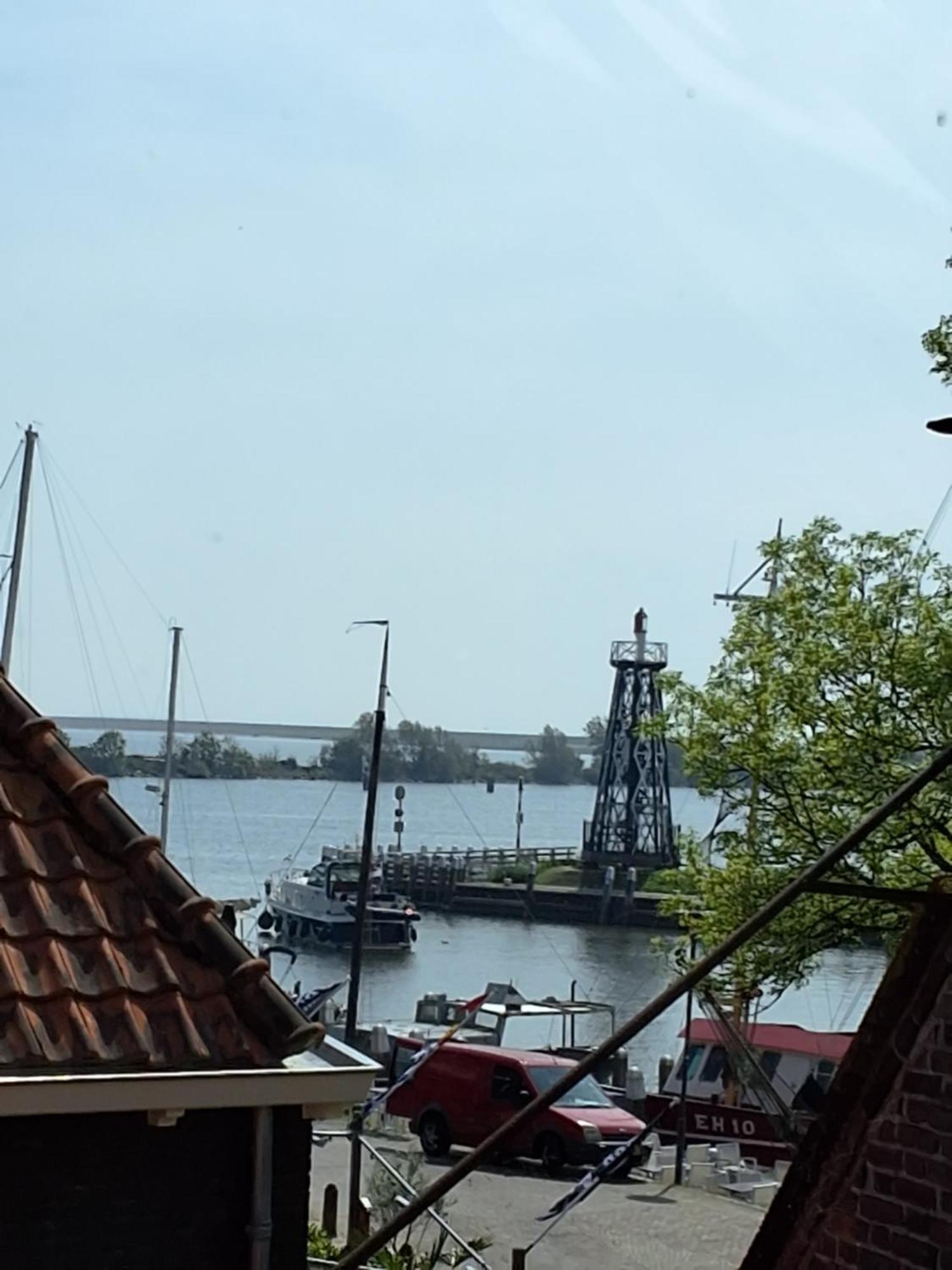 Appartement Havenzicht Енкхейзен Екстериор снимка